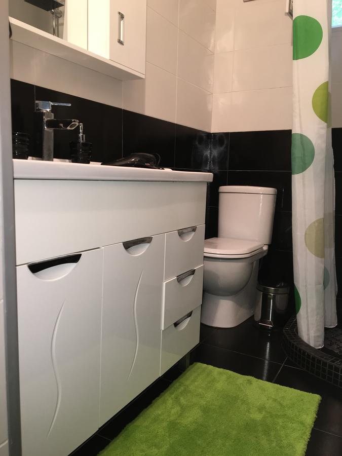 Newly Renovated House Apartment Tbilisi ภายนอก รูปภาพ
