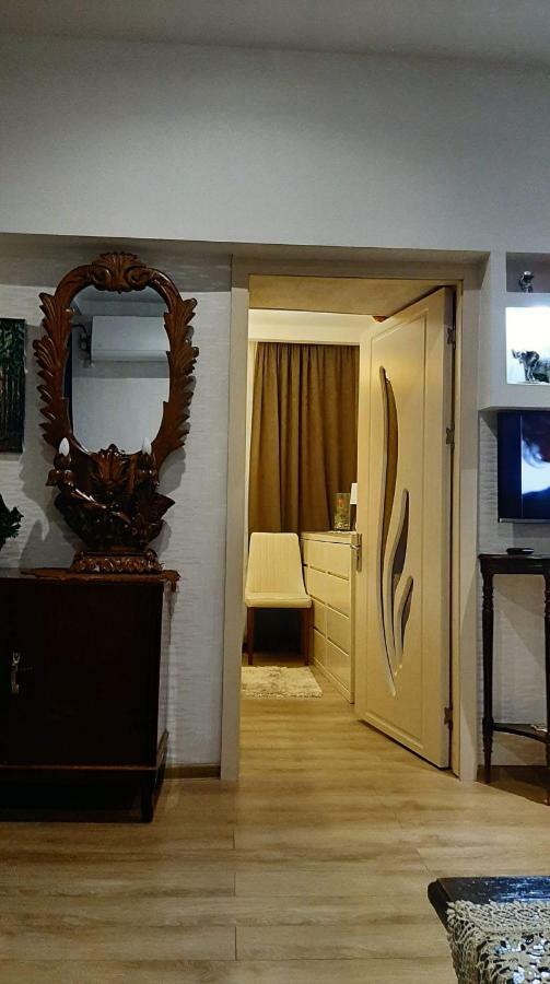 Newly Renovated House Apartment Tbilisi ภายนอก รูปภาพ